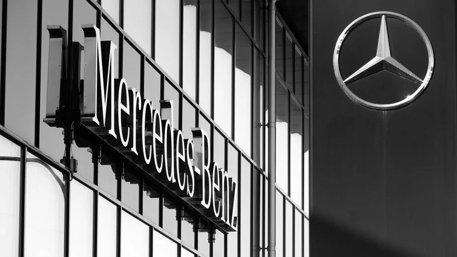 Mercedes Considers Cutbacks: 40-Hour Work Weeks with No Pay Increase