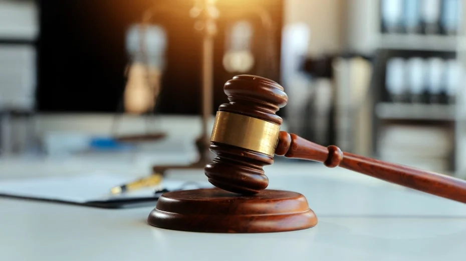 AI Use in Court: Judge Halts Proceedings Due to Fabricated Rulings