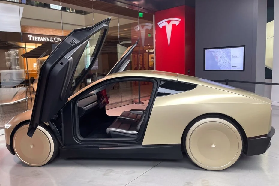 Steering Wheel-less Robotaxi: Tesla Begins Cybercab Tests in Austin