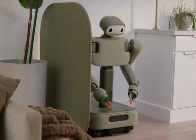 Laundry Folding and Tidying Up: The $8,000 Robot Isaac 1 to Handle Your Household Chores