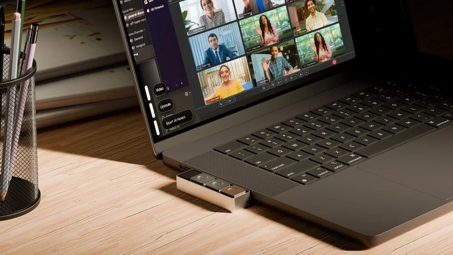 Streamline Your Meetings with Dune: The Mini Keypad for Effortless Shortcuts