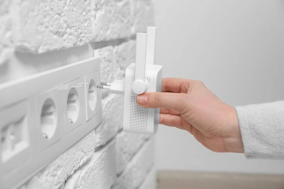 Finally Wi-Fi in Every Room: Which Fritz Repeater is Right for Your Home?