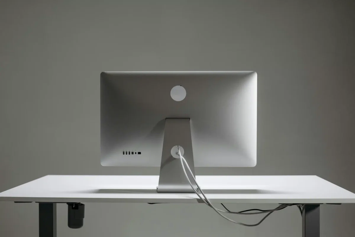 Effective Cable Management for a Tidy Workspace