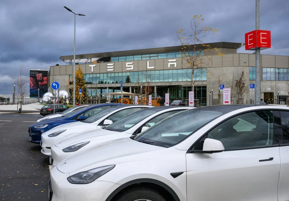 Tesla Faces Significant Decline in New Registrations in Germany